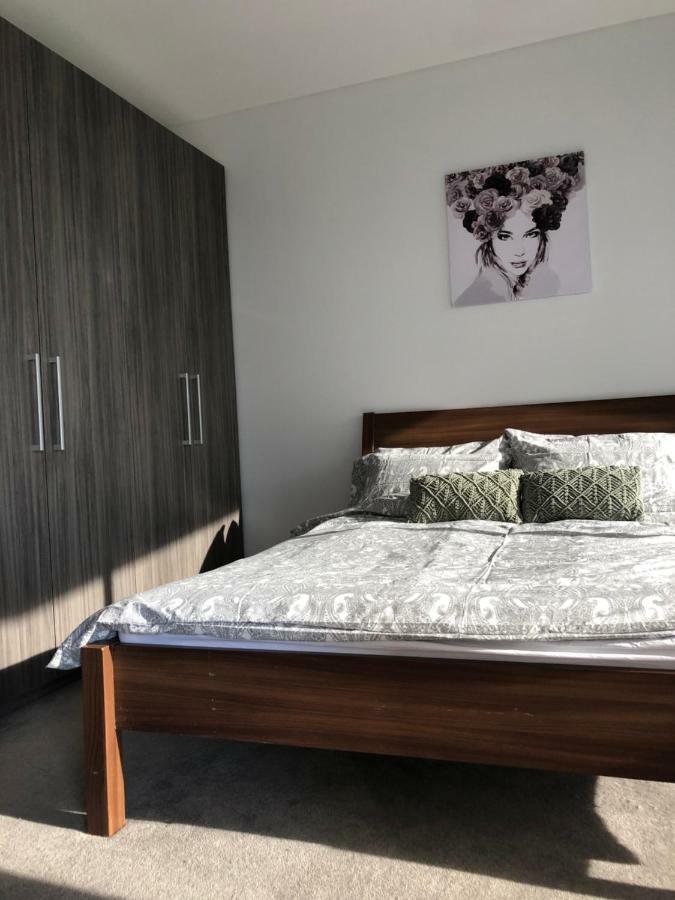 Skyview Apartment In Liverpool Bagian luar foto